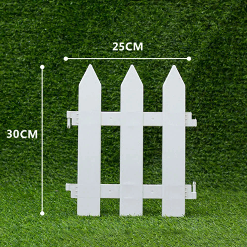 Hot Sale White PVC Plastic Fence European Style For Garden Driveway Gates Christmas Tree Fencing Trellis Gates Garden Building