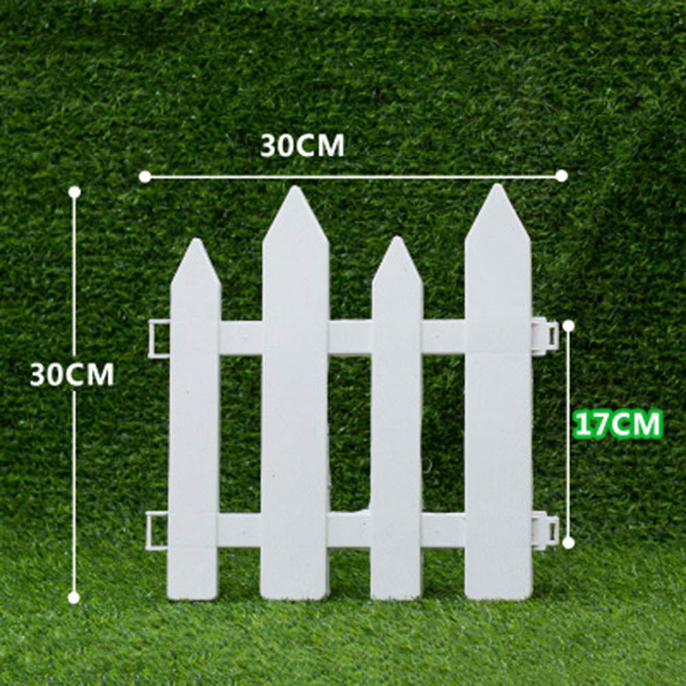 Hot Sale White PVC Plastic Fence European Style For Garden Driveway Gates Christmas Tree Fencing Trellis Gates Garden Building